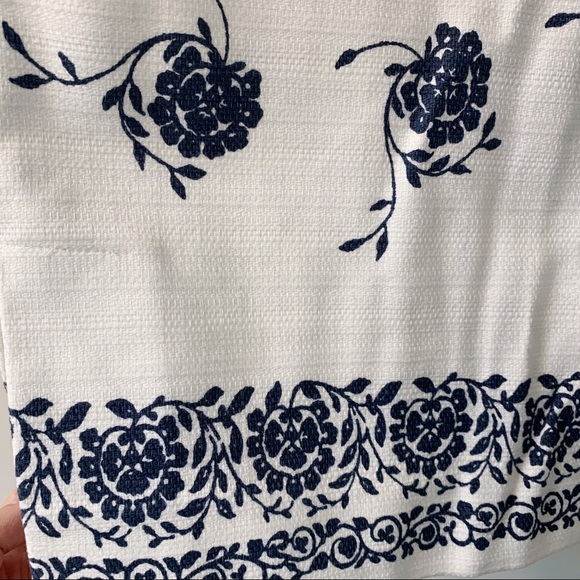 NWT Loft Floral Black White Pencil Skirt, Size OP - Picture 4 of 5